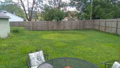 7499 Farnum Ave - Photo 3 of 31