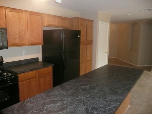 21427 N 87th Dr - Photo 3 of 10