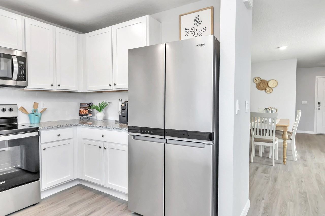 8533 Sw 43rd Ter - Photo 2 of 37