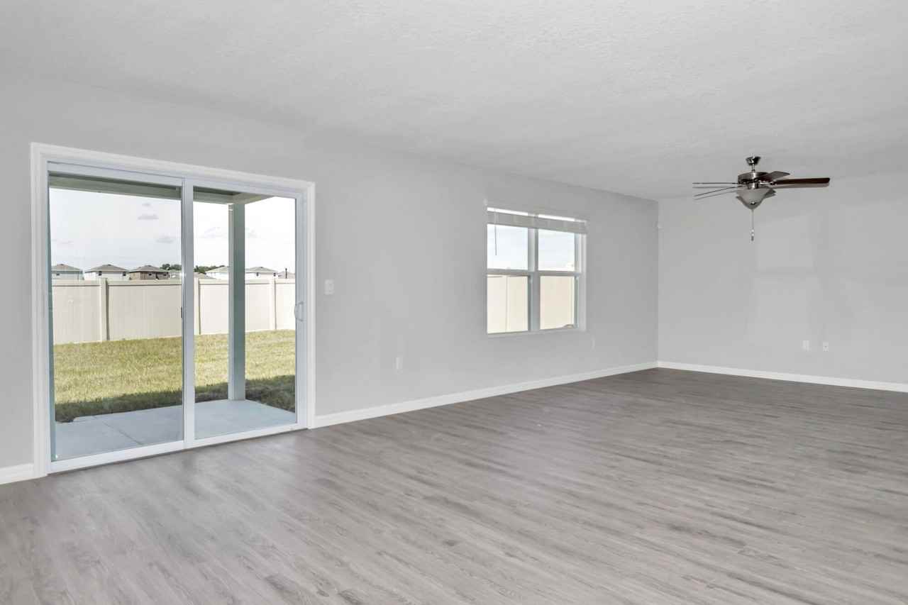 8590 Sw 43rd Ter - Photo 3 of 36