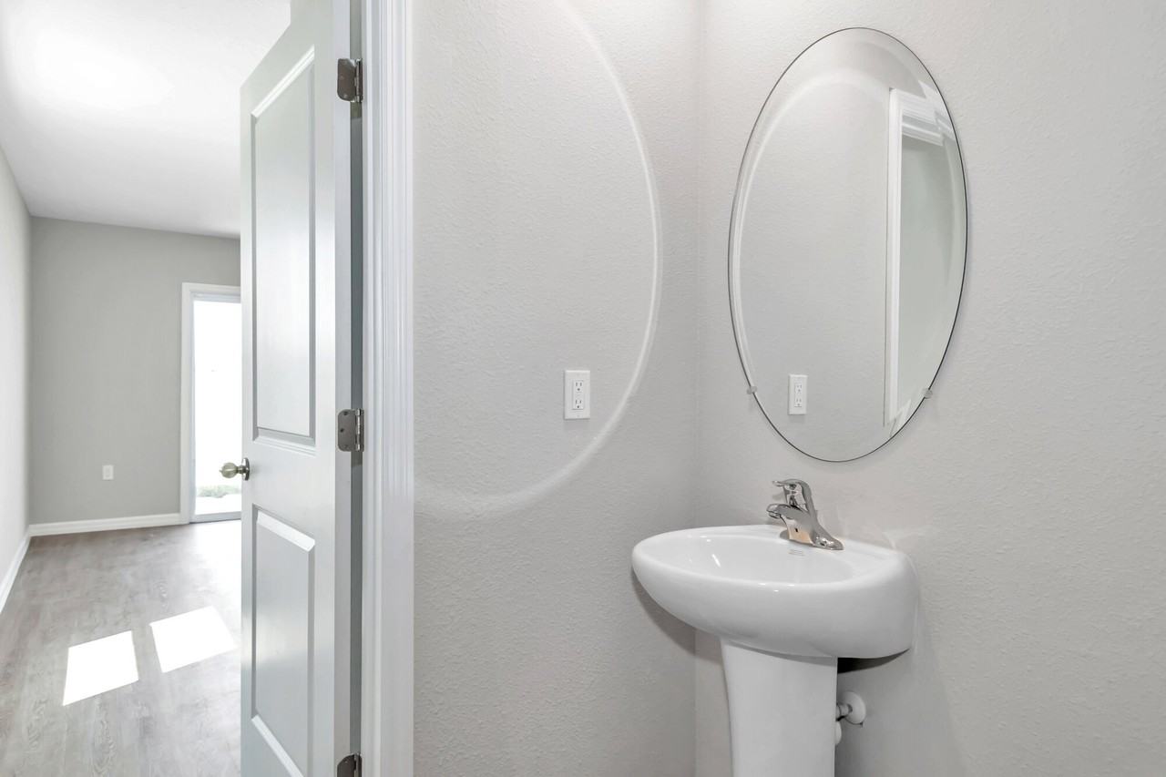 8597 Sw 44th Ct - Photo 2 of 36