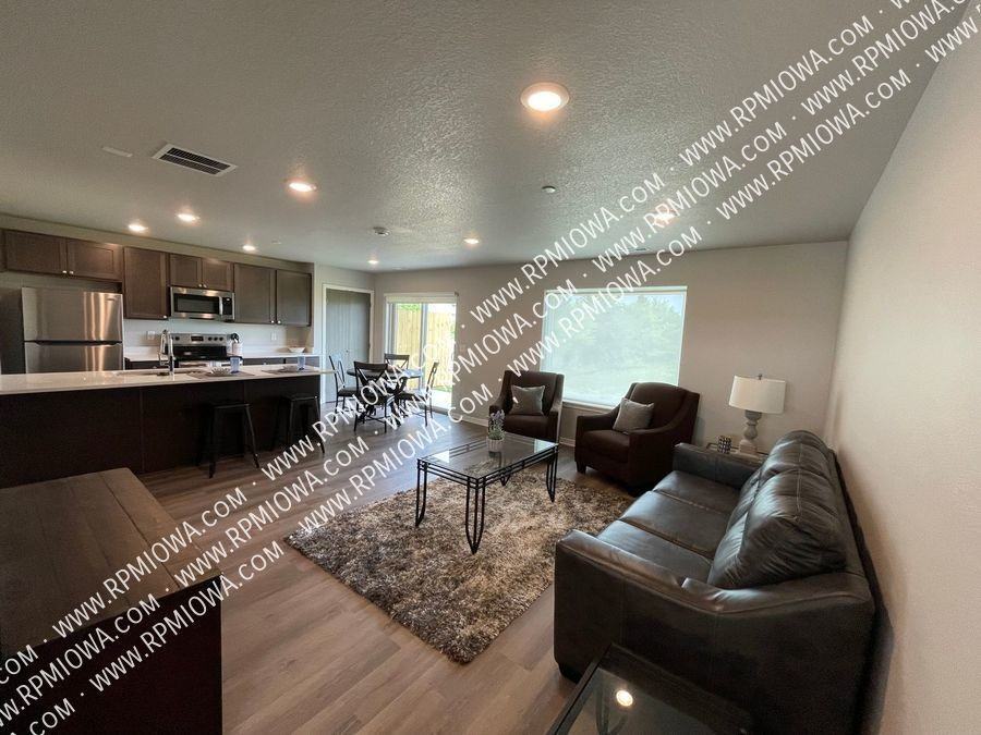 125 Buffalo Ave Sw - Photo 2 of 15