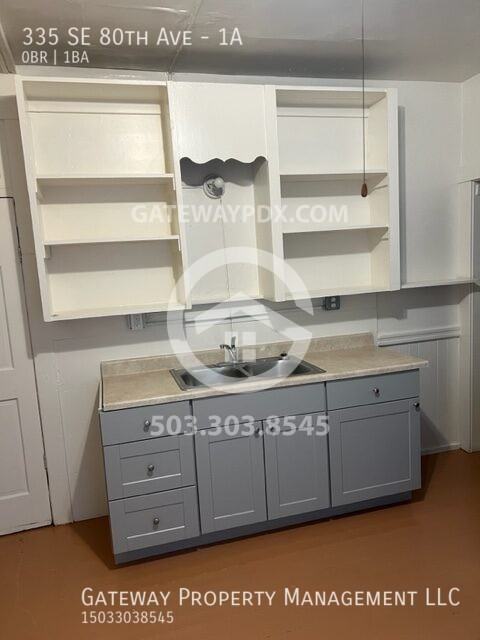 335 Se 80th Ave #1A - Photo 4 of 9