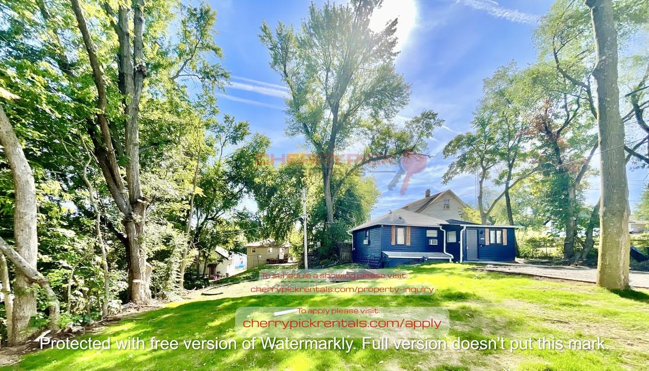 4473 Evans St #NA - Photo 2 of 10