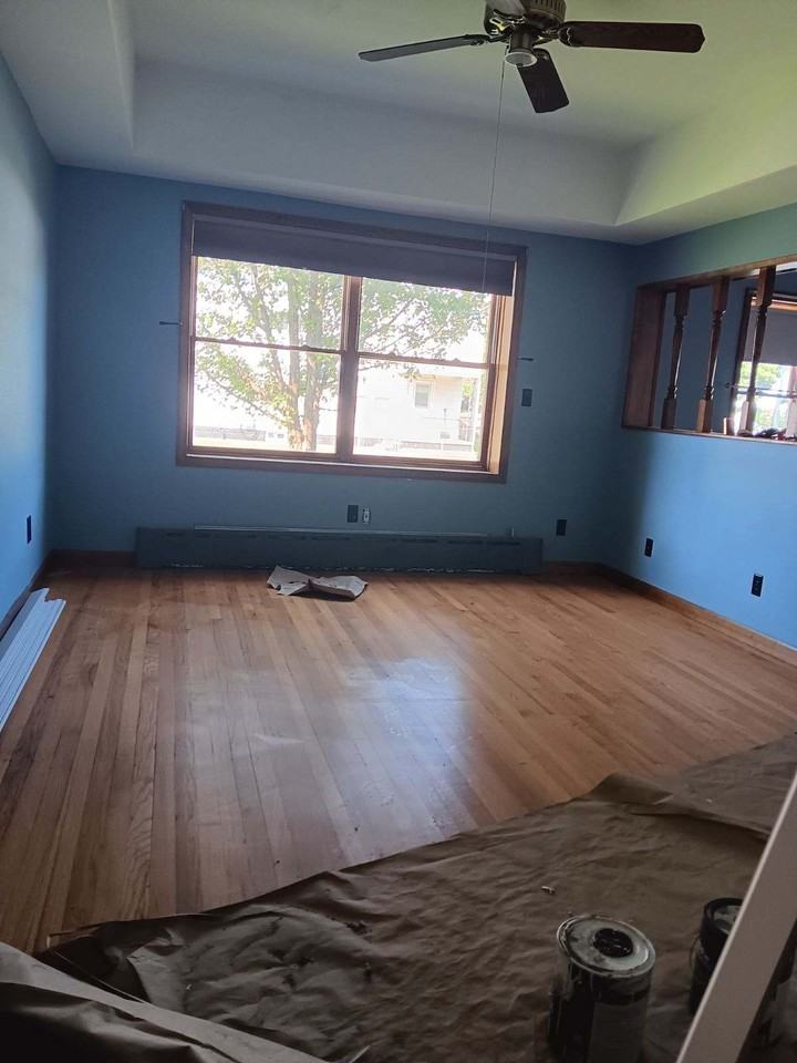 140 Columba St #1stFL - Photo 2 of 6