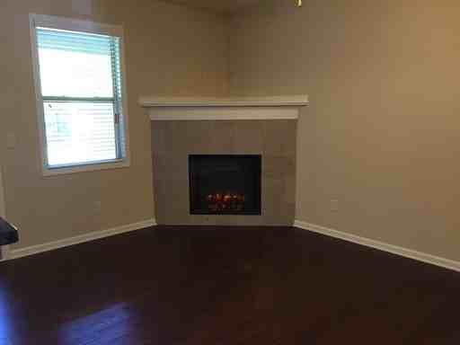 238 Madison Ave - Photo 3 of 21