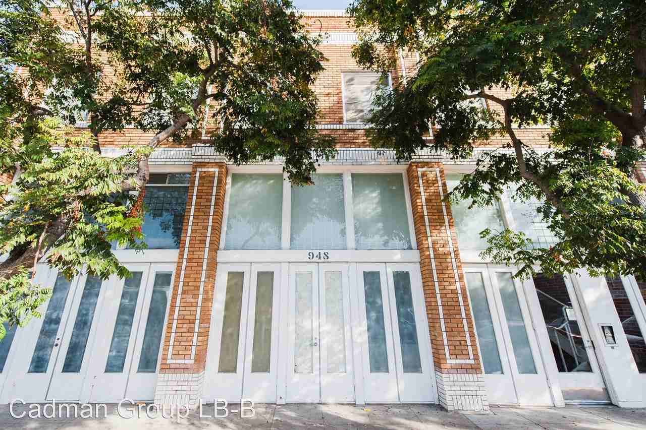 946-950 Daisy Ave - Photo 2 of 12