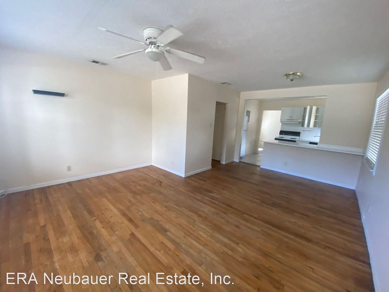 239 Allen Ave - Photo 2 of 4