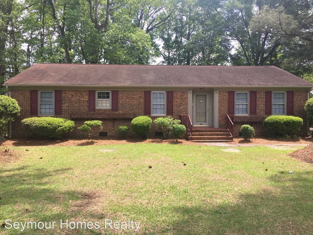 1208 S Best St - Photo 3 of 29