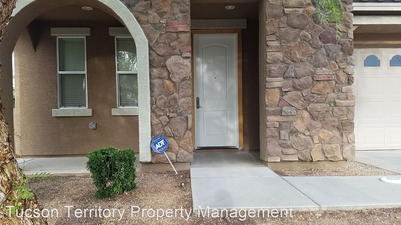 17033 S Mesa Shadows Dr - Photo 2 of 23