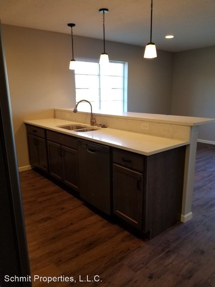 2613 - 2639 Apache Court - Photo 3 of 20