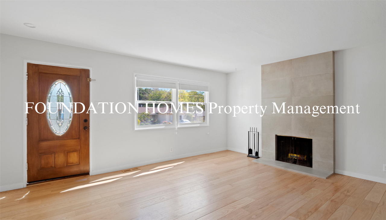245 Adobestone Ct - Photo 2 of 19