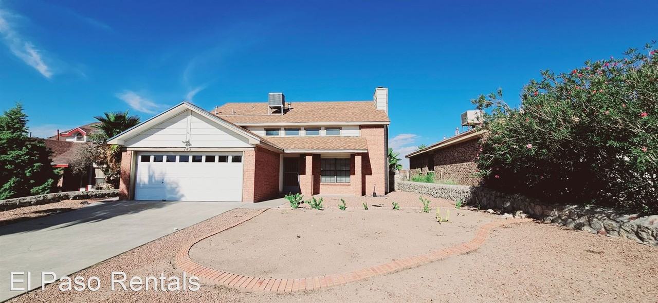 743 Colchester Dr - Photo 3 of 25