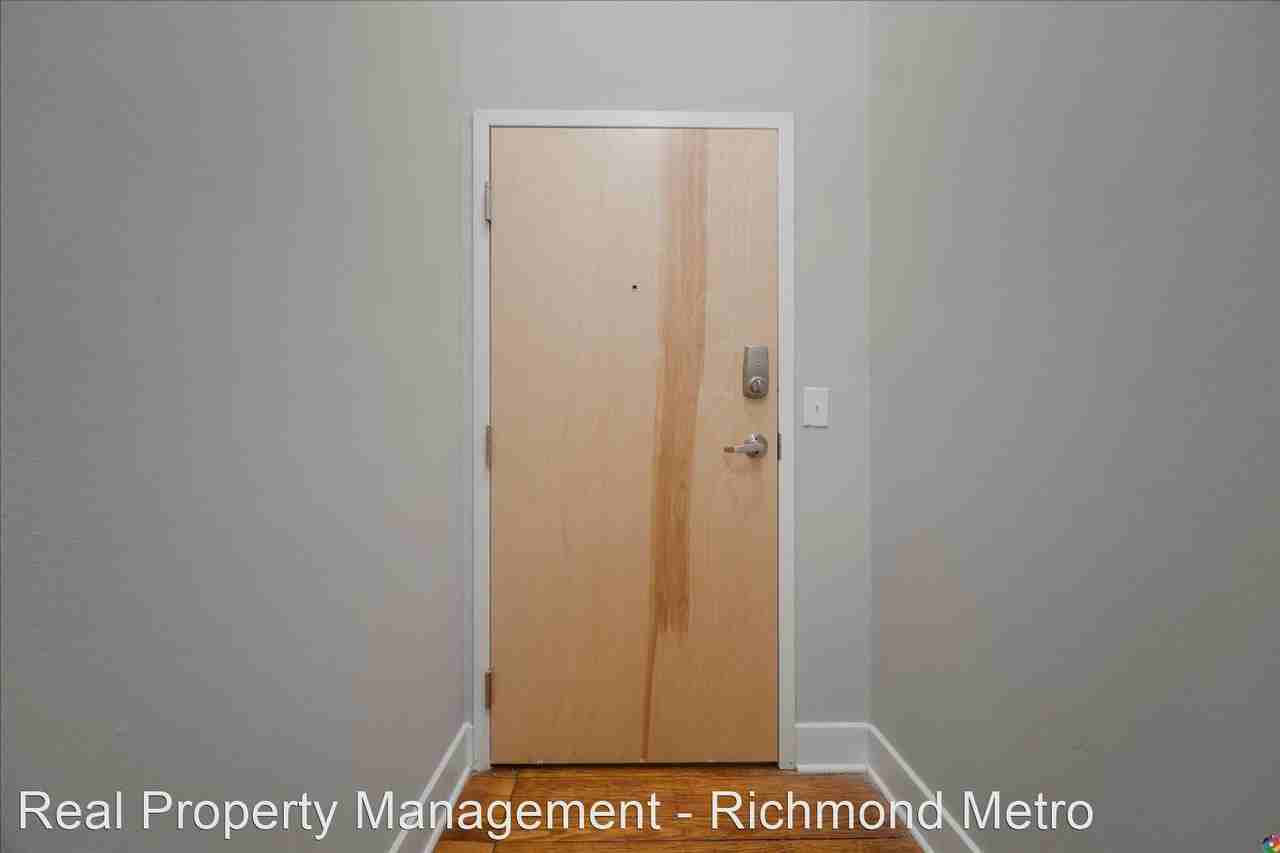 20-22 East Broad Street - Photo 2 of 21