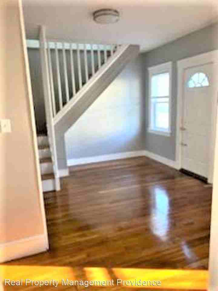 187-189 Third Street - Photo 2 of 9