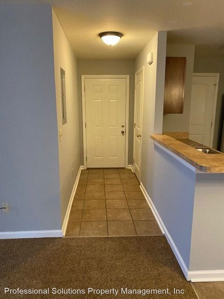 2033 Ty Lane - Photo 2 of 7