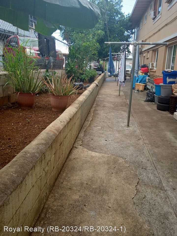 94-232 Aniani Place - Common Building - Photo 3 of 6