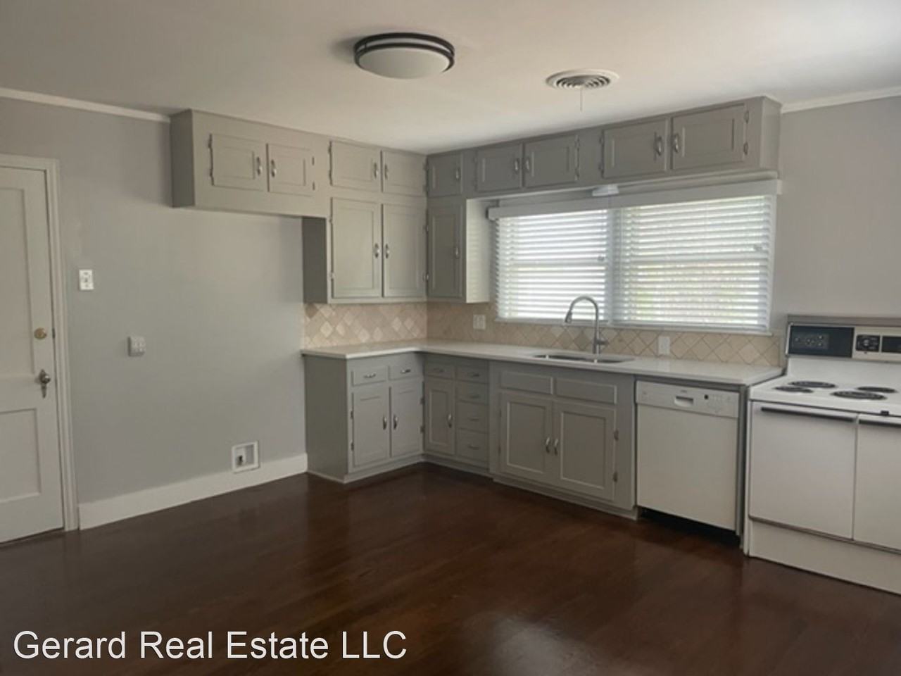 873 Grove St - Photo 2 of 13