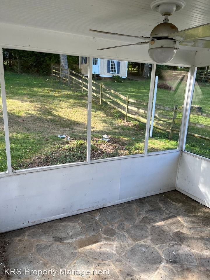 39 Croftley Rd - Photo 3 of 12