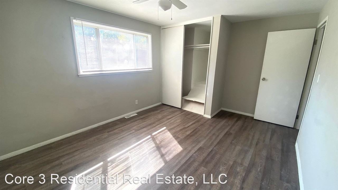 The View at Bradley Park - Photo 2 of 8