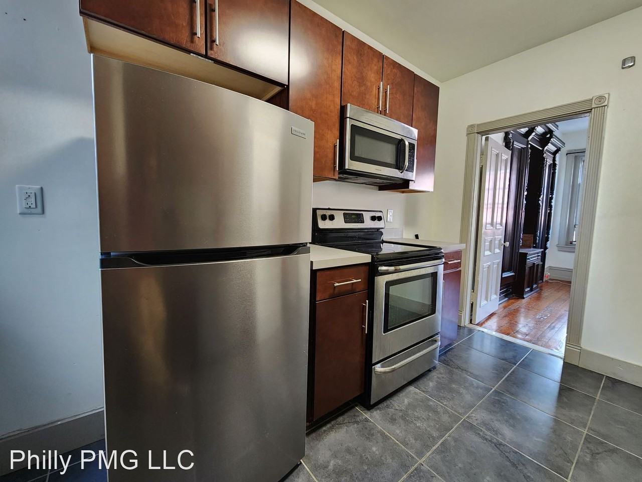 2730 West Girard Ave - Photo 3 of 12