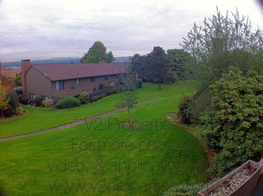 14527 NE Stanton Ct - Photo 2 of 13