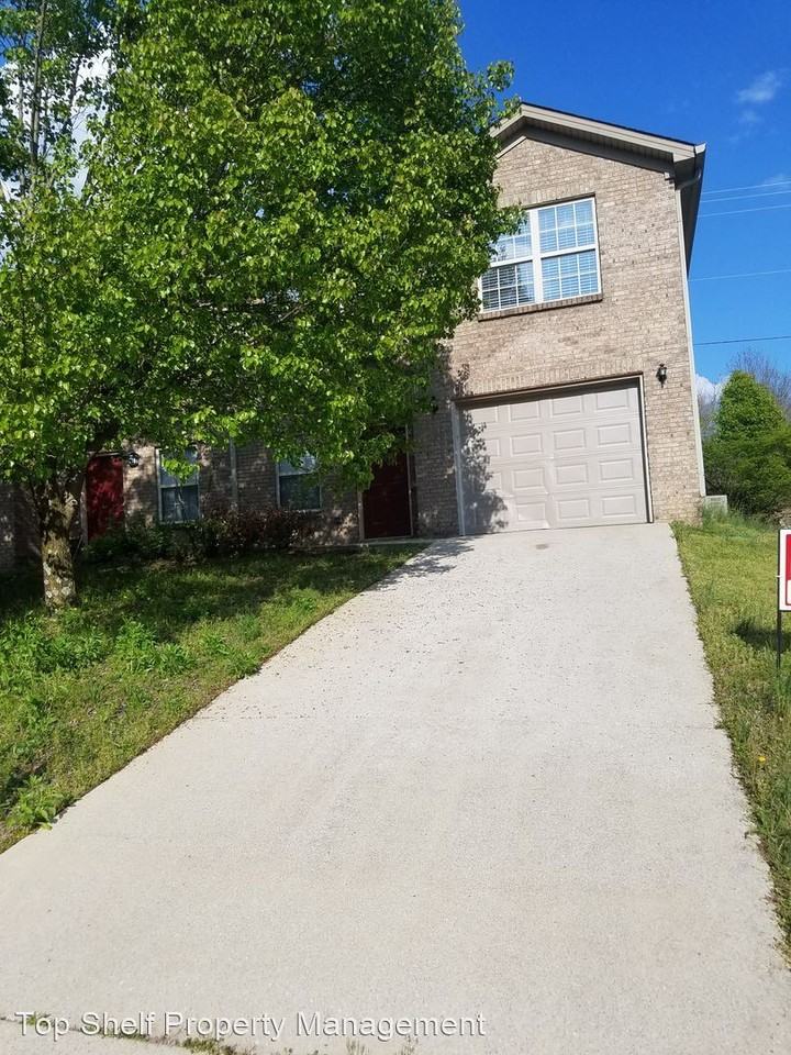 570 Hampton Way - Photo 2 of 29