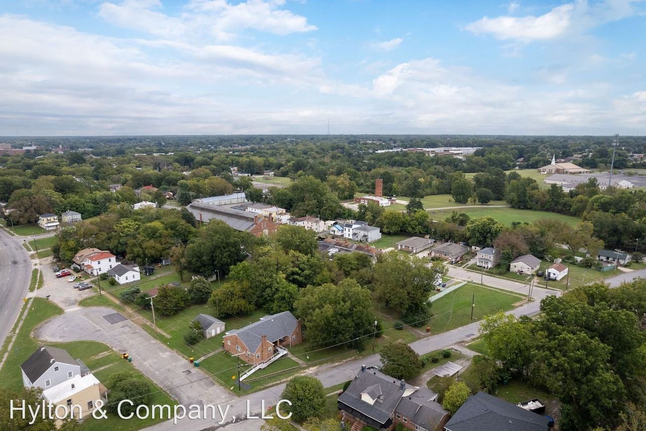 103/105 Indiana Ln - Photo 3 of 29