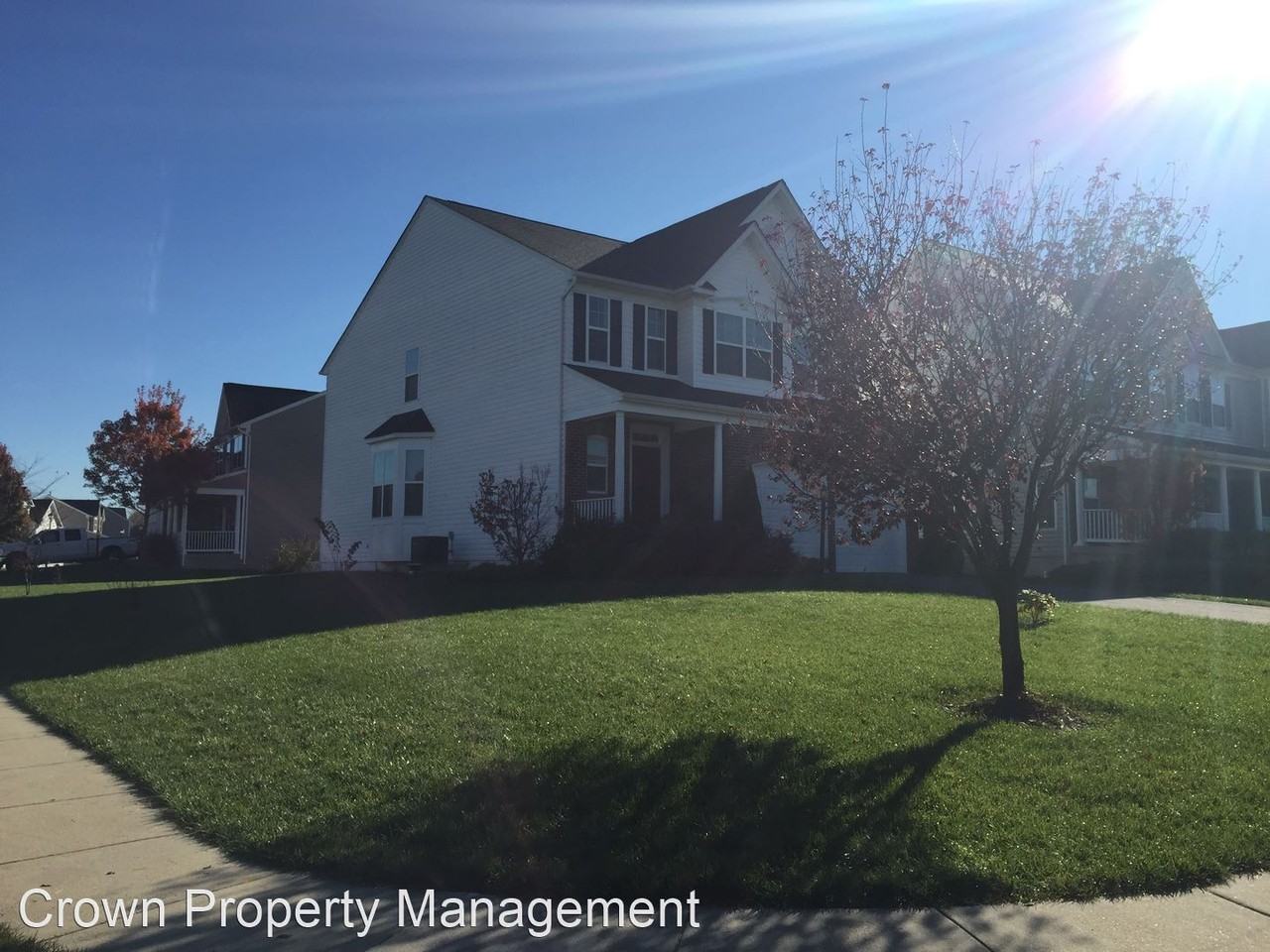 164 Polaris Dr - Photo 2 of 30