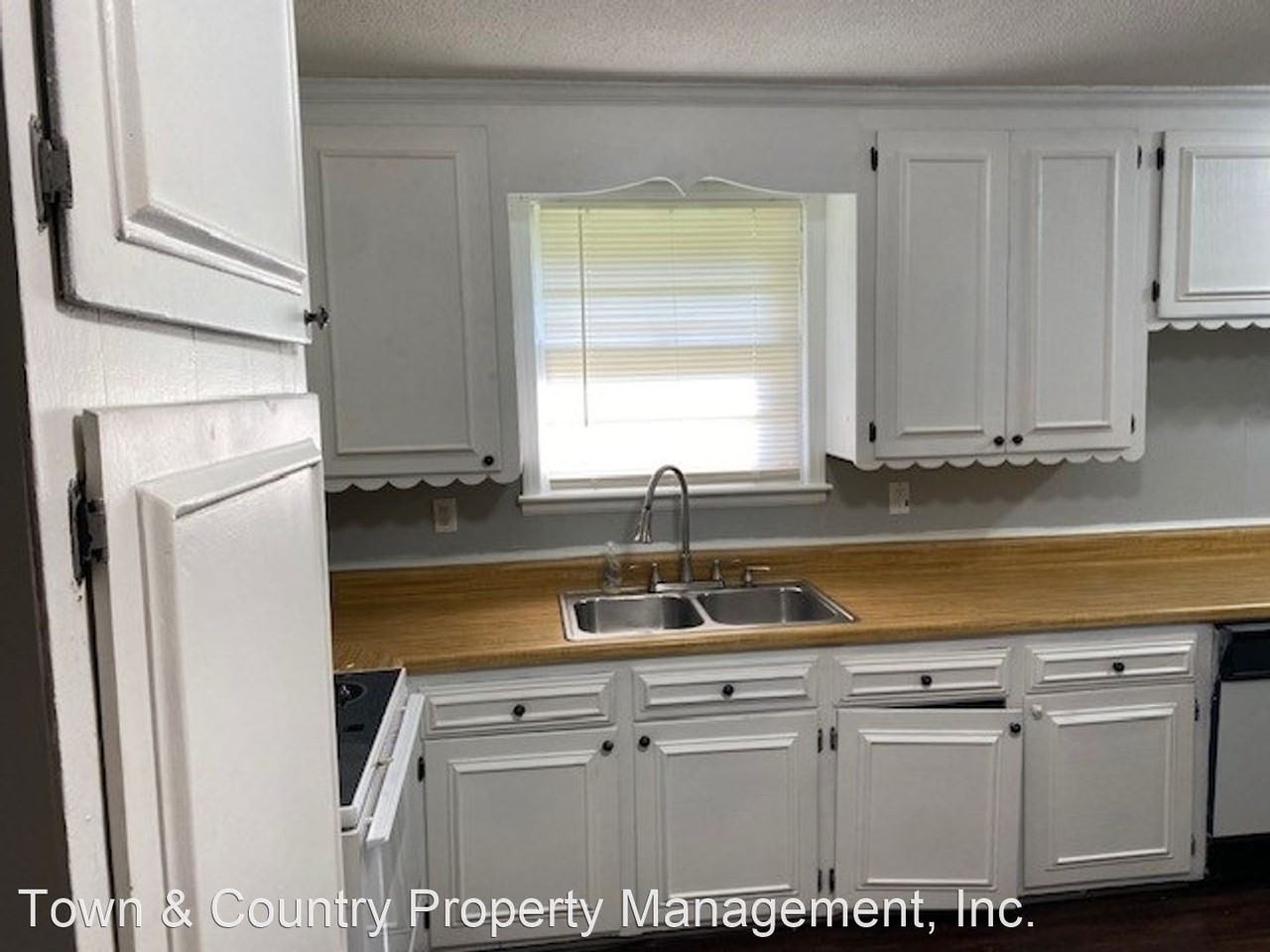 106 Joanna Ln - Photo 3 of 11