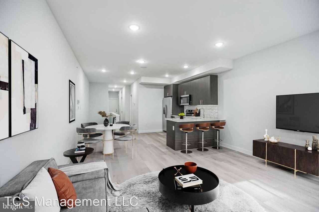 2419 N 7th St - Photo 2 of 10