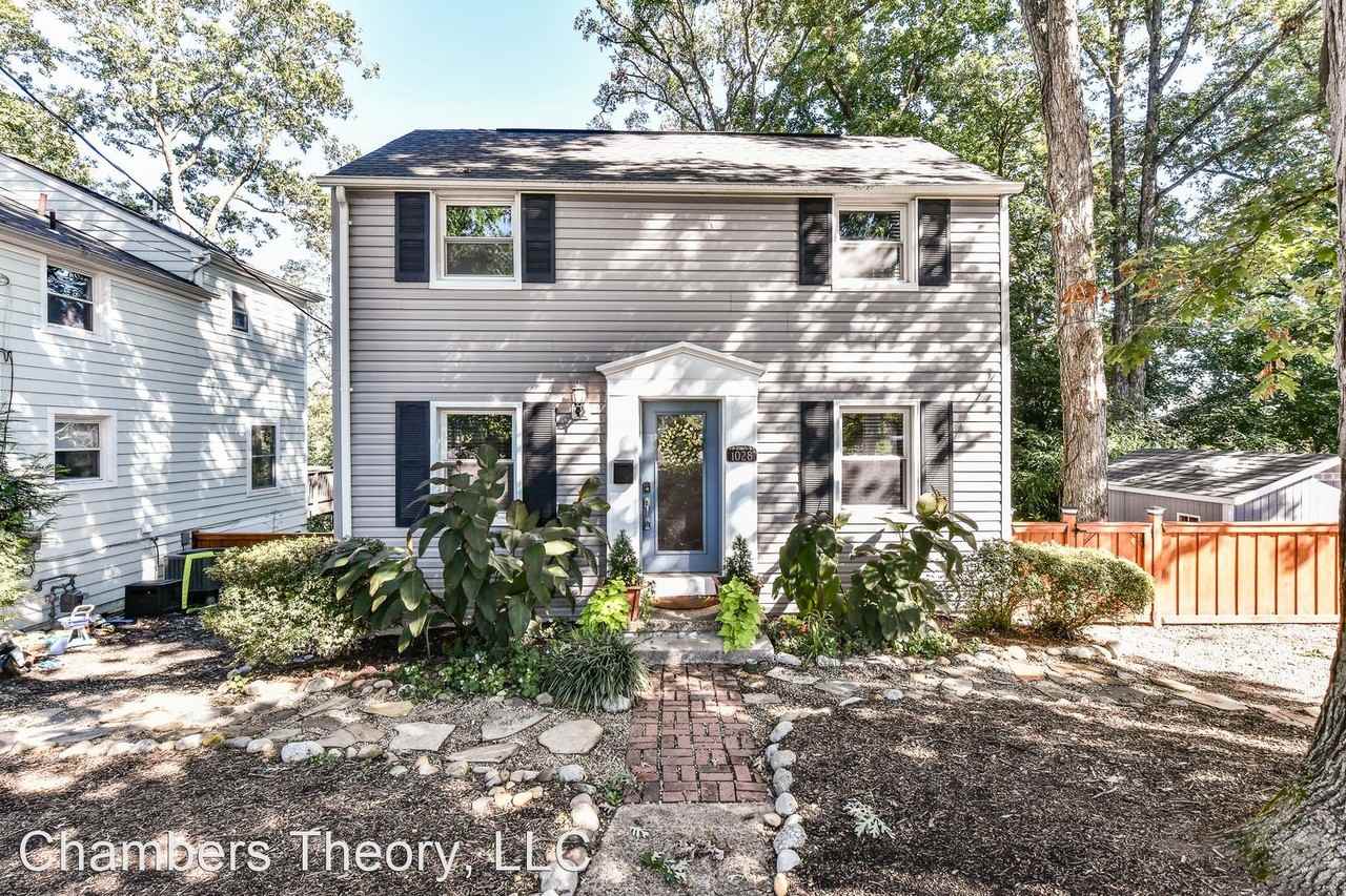 1028 S Edison St - Photo 2 of 24