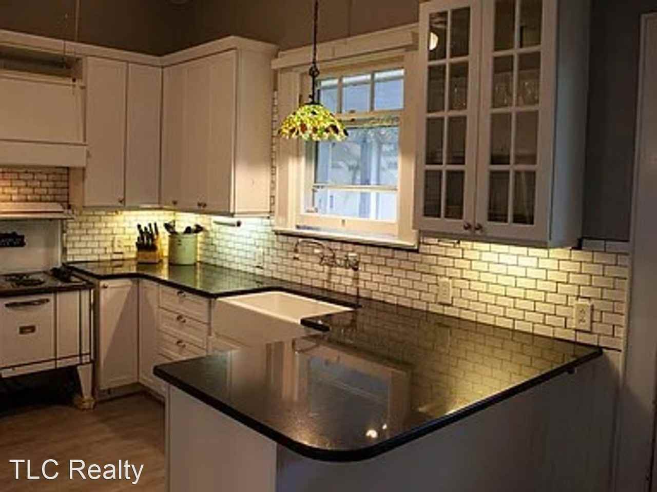 2055 S 6th St - Photo 3 of 4