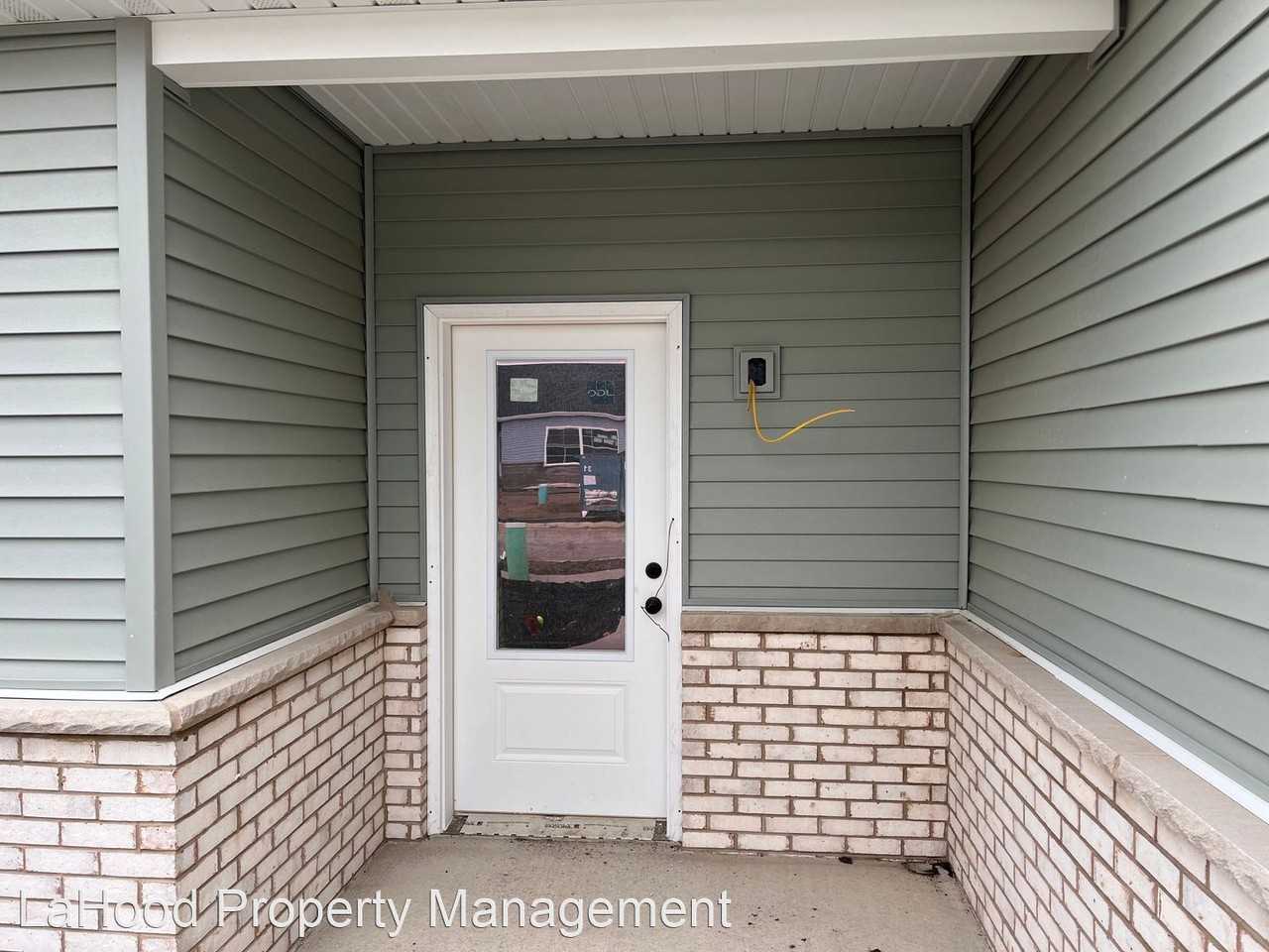 625 Stephanie Ct - Photo 2 of 21