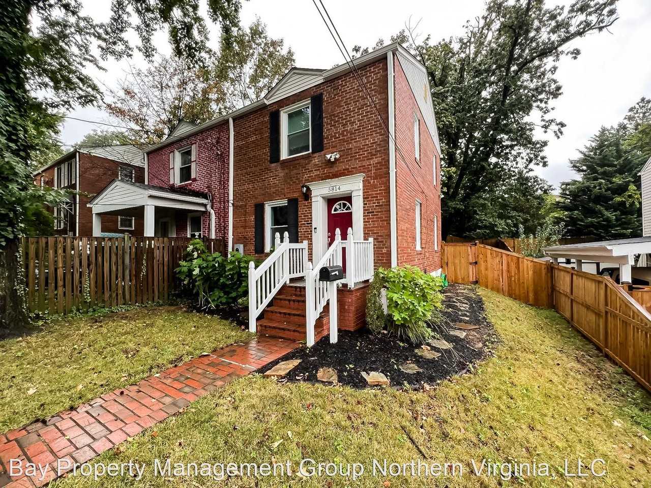 5814 Biscayne Dr - Photo 3 of 25