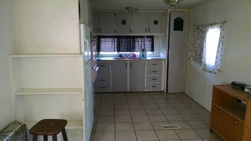 520 S 7th St W - Photo 2 of 4