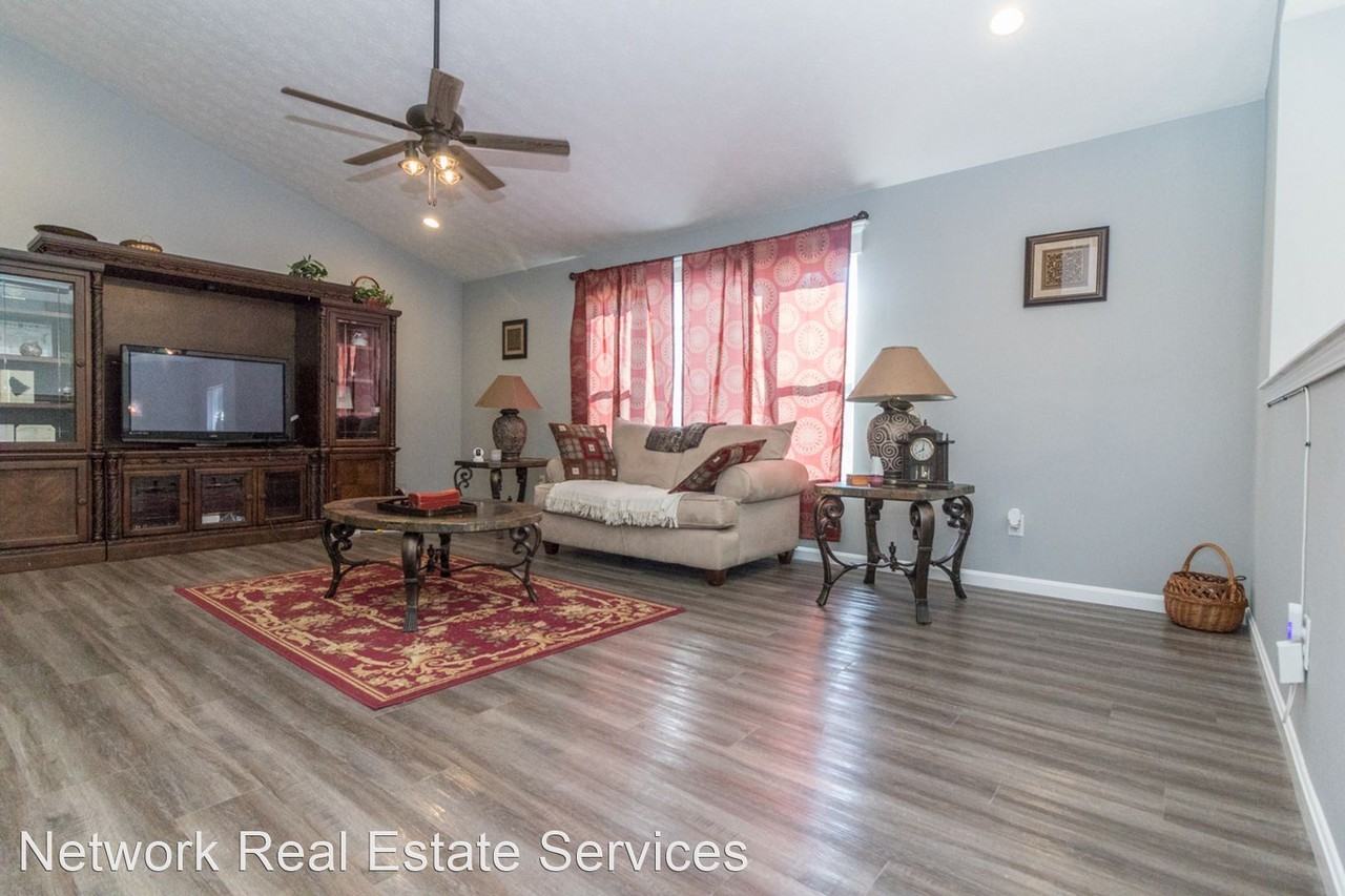 316 Berkshire Ave - Photo 3 of 34