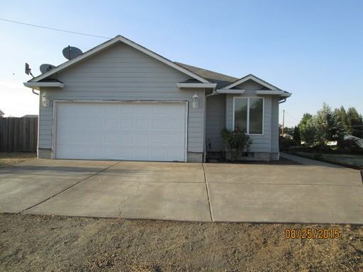 1265 W 4th St - Photo 2 of 15