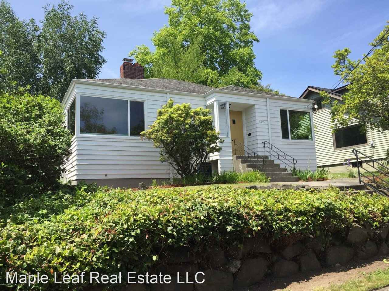 6233 37th Ave Ne - Photo 2 of 24