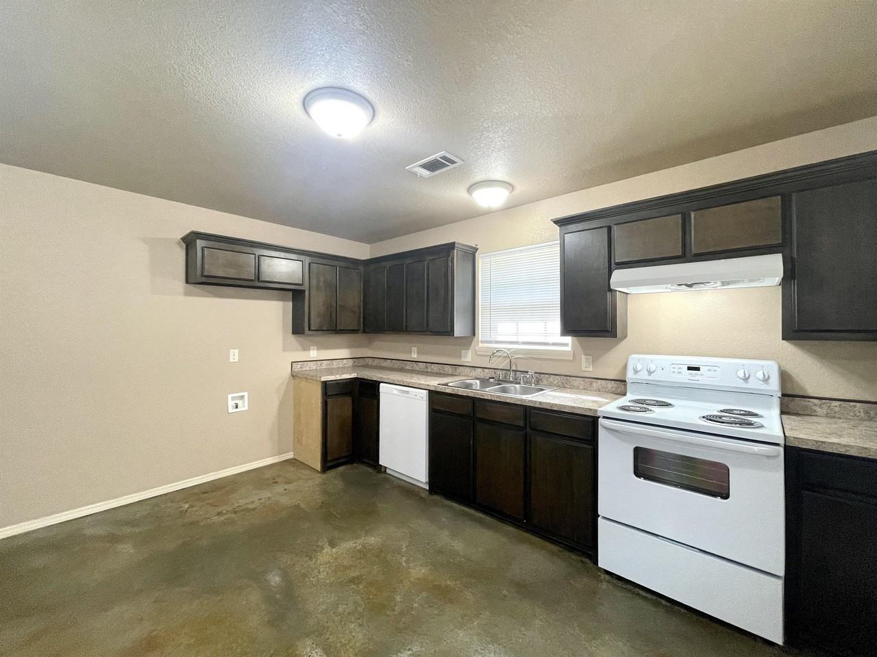 609 Carson Rd #1 - Photo 2 of 8