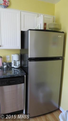 6626 Potomac Ave #B1 - Photo 3 of 28