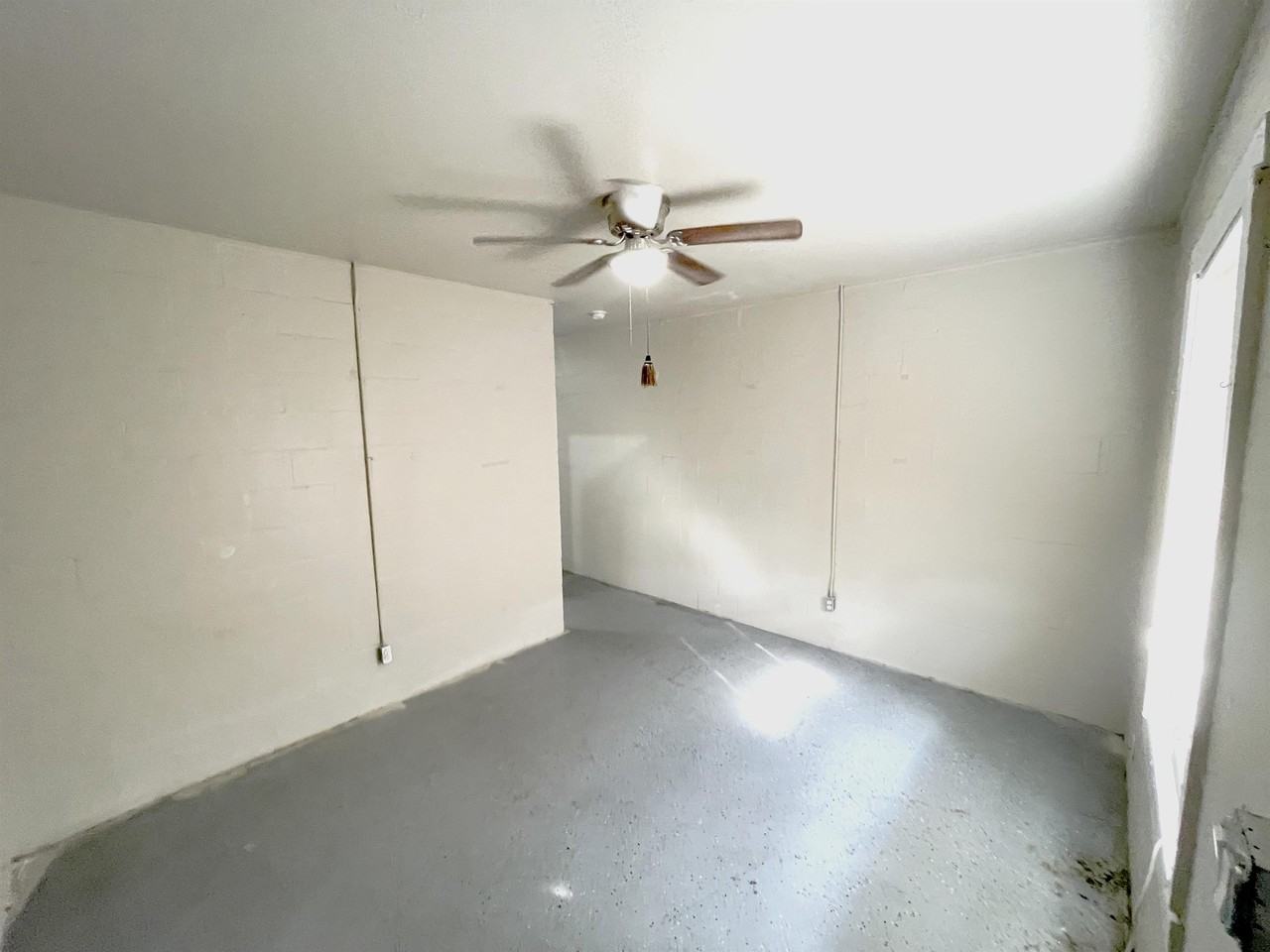 1007 El Paso St #1009 - Photo 3 of 8
