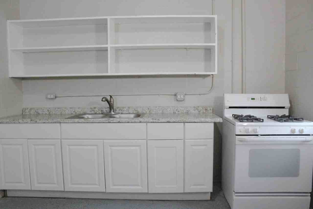 1007 El Paso St #1009 - Photo 6 of 8