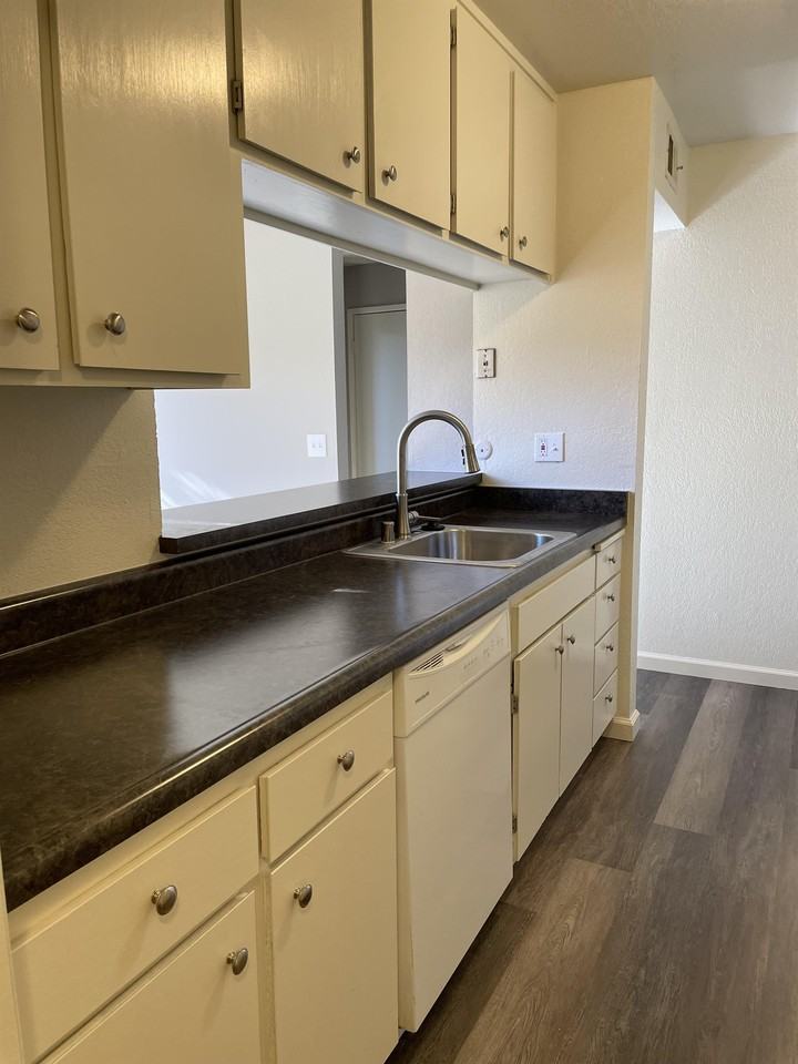 2850 Tachevah Duplex #2850 - Photo 7 of 17
