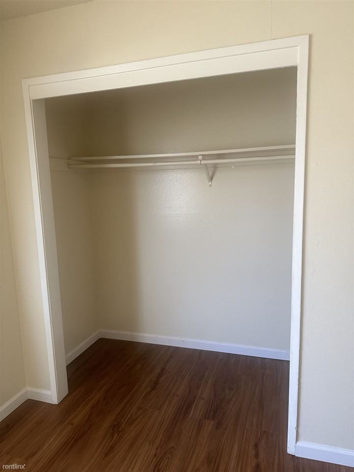 8650 Acapulco Way - Photo 3 of 9