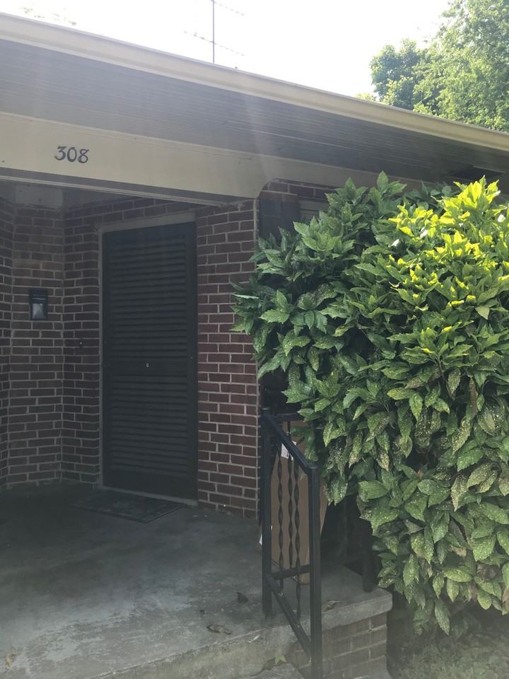 308 5Th St - Photo 2 of 8