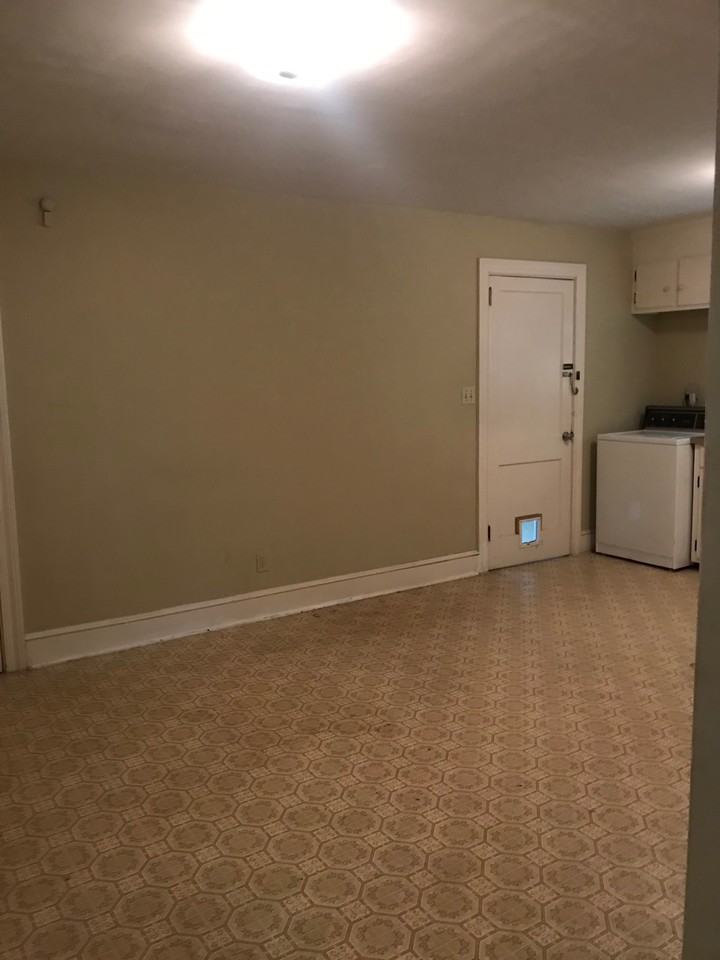 308 5Th St - Photo 3 of 8