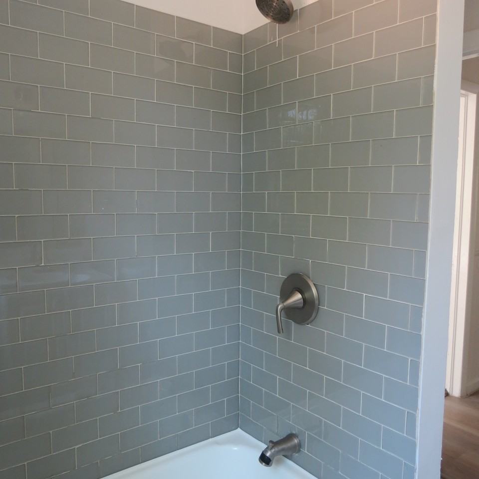 428 E Elm St - Photo 2 of 25