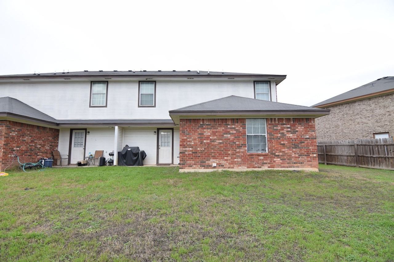 4006 Pilgram Dr - Photo 4 of 31