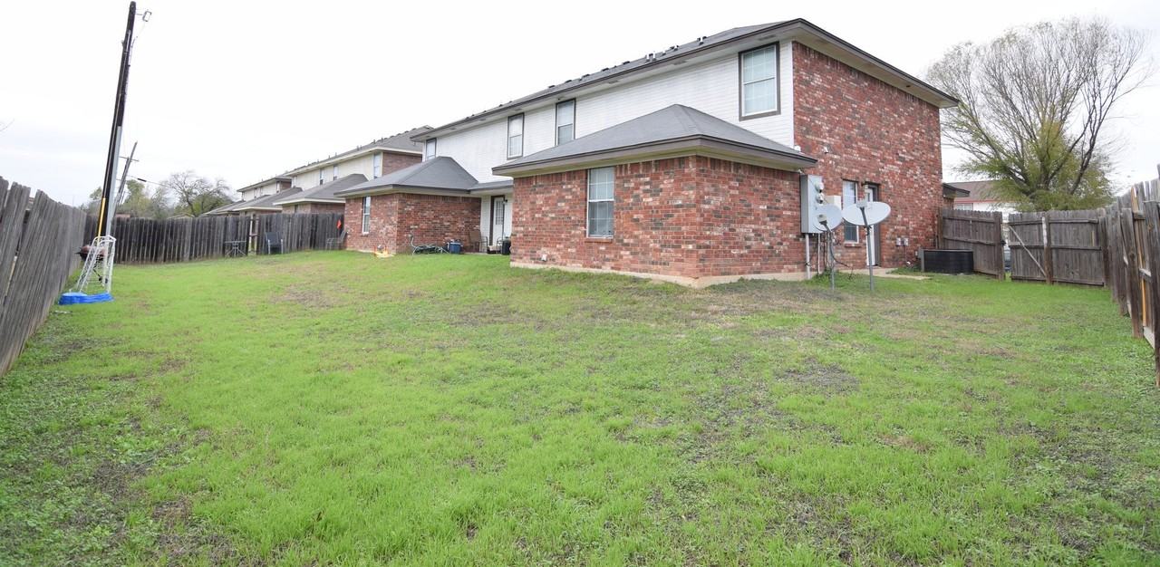 4006 Pilgram Dr - Photo 5 of 31